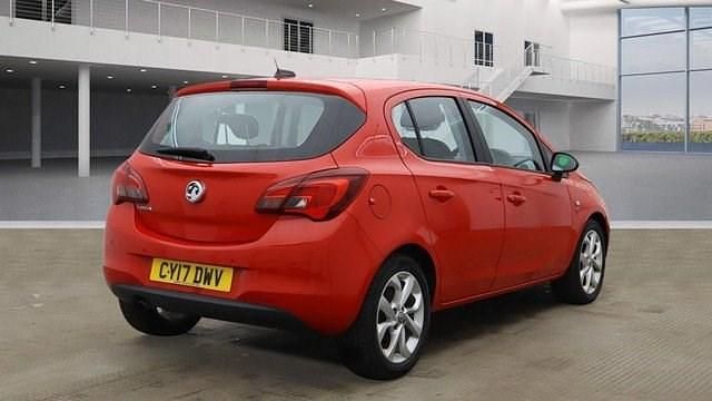 Used Vauxhall Corsa SRi 90 HP (66 kW) 2017 Red Hatchback