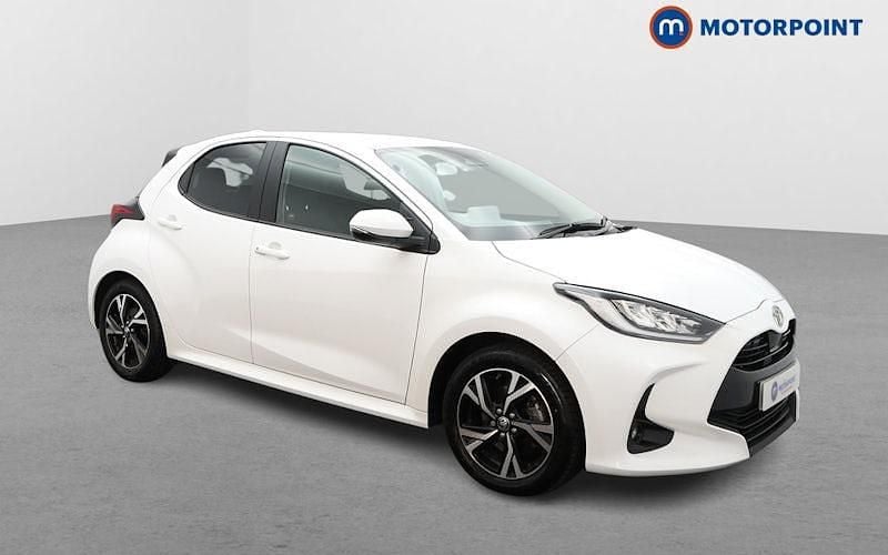 White Used 2024 Toyota Yaris Hybrid Design Hatchback | £16,599 (Super price) - Image 1/4
