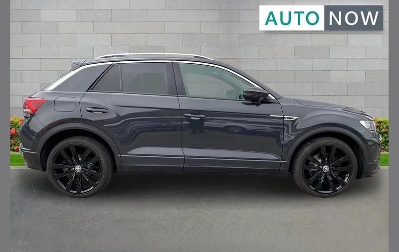 Begagnad VW T-Roc R-line 150 HK (110 kW) 2019 Grå SUV