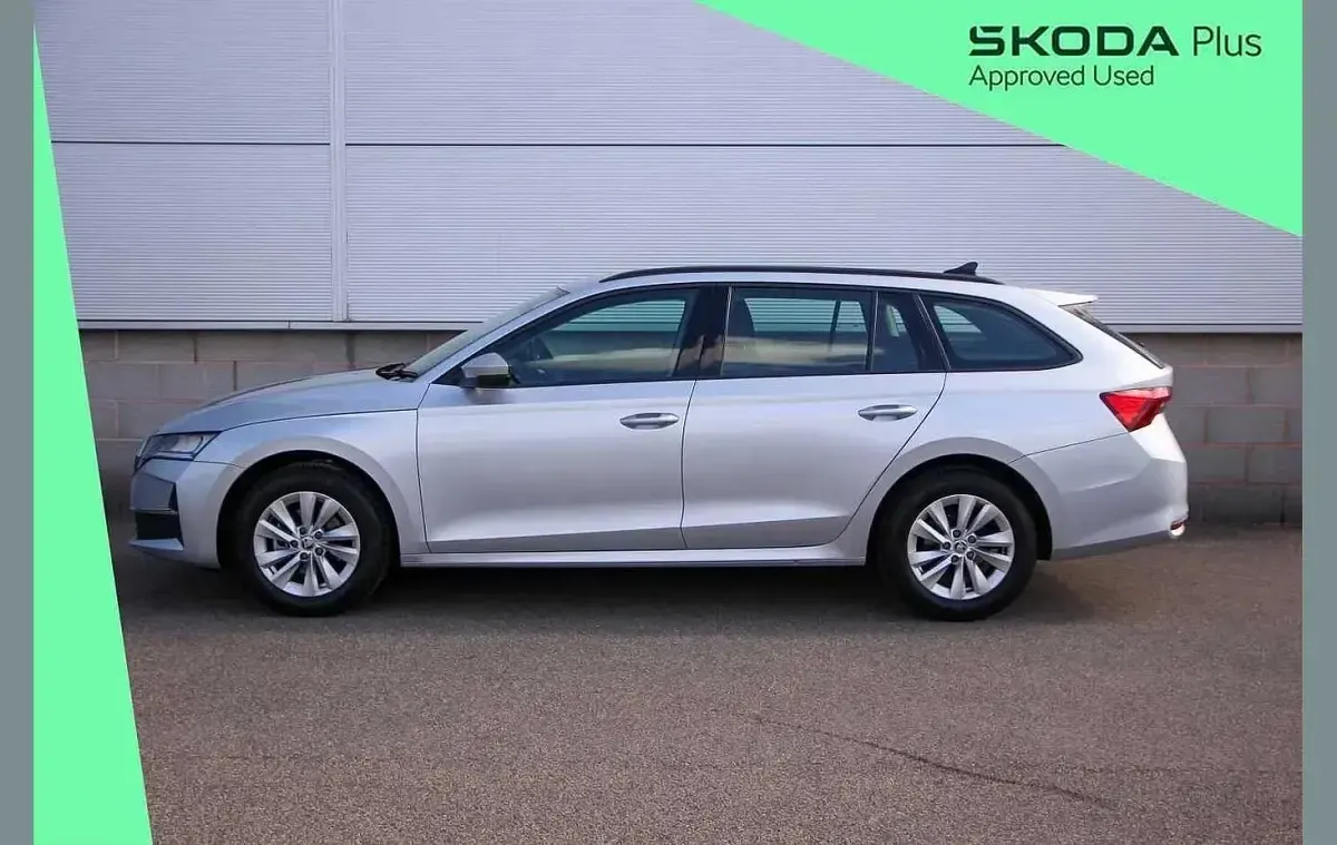 Used Skoda Octavia SE Technology 114 HP (83 kW) 2024 Silver Estate