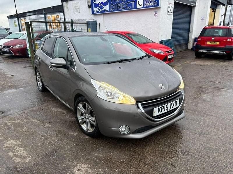 Used Peugeot 208 Allure 92 HP (67 kW) 2015 Grey Hatchback