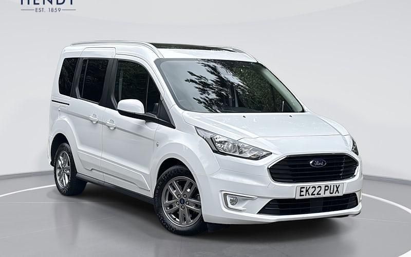 Used 2021 Ford Tourneo Connect Titanium MPV | £19,499 (Expensive) - Image 1/4
