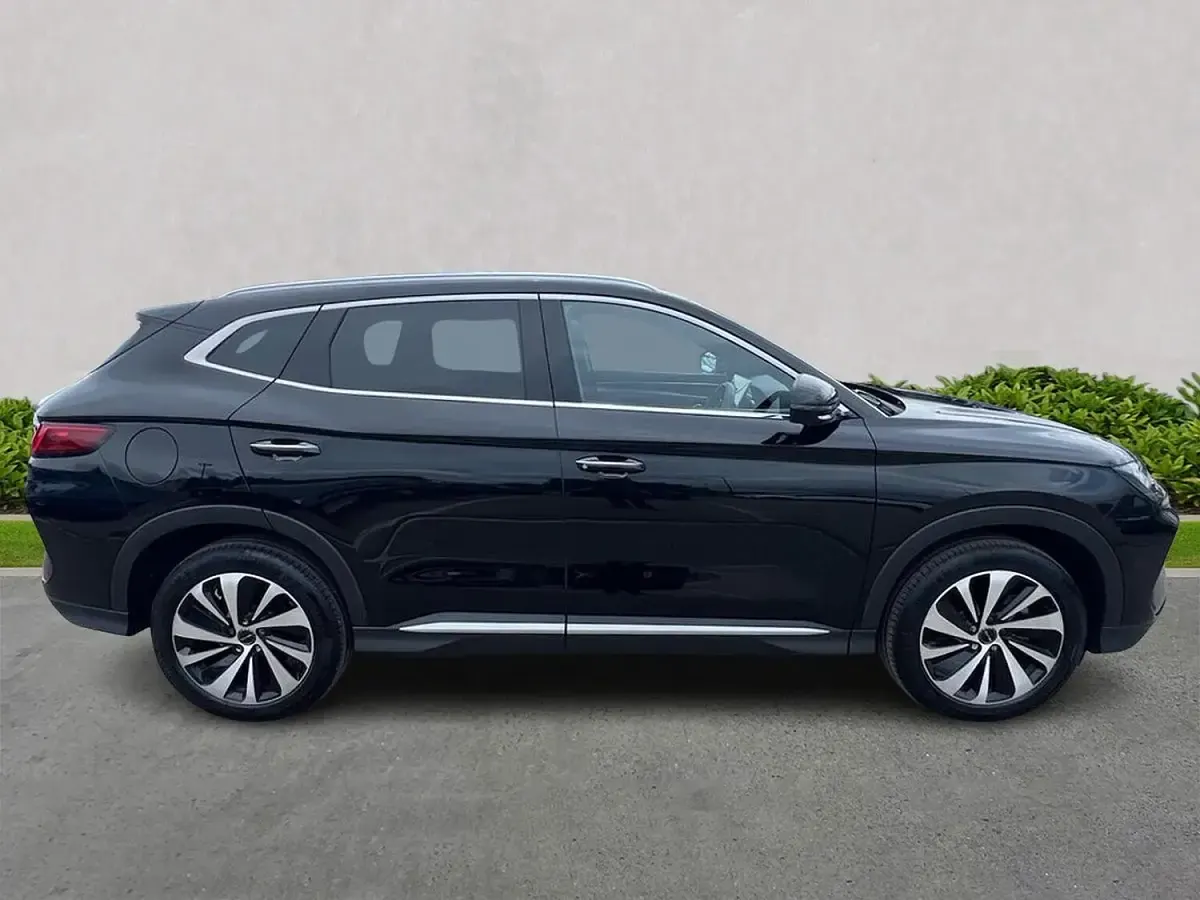 Used BYD Seal U Design 324 HP (238 kW) 2025 Black SUV