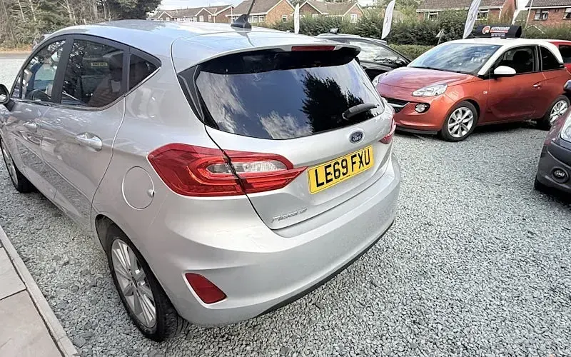 Used Ford Fiesta Titanium 101 HP (74 kW) 2020 Silver Hatchback