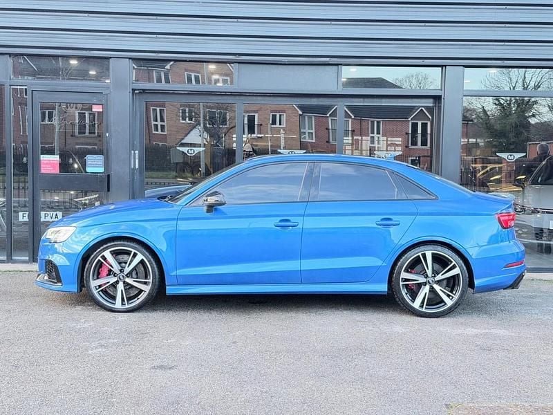 Used Audi RS3 Comfort 400 HP (294 kW) 2018 Blue Sedan