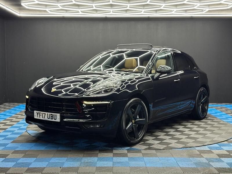 Usado Porsche Macan 258 HP (189 kW) 2017 Preto SUV