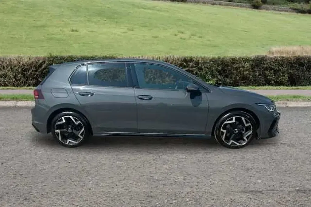 Used VW Golf VIII R-line 150 HP (110 kW) 2025 Grey Hatchback
