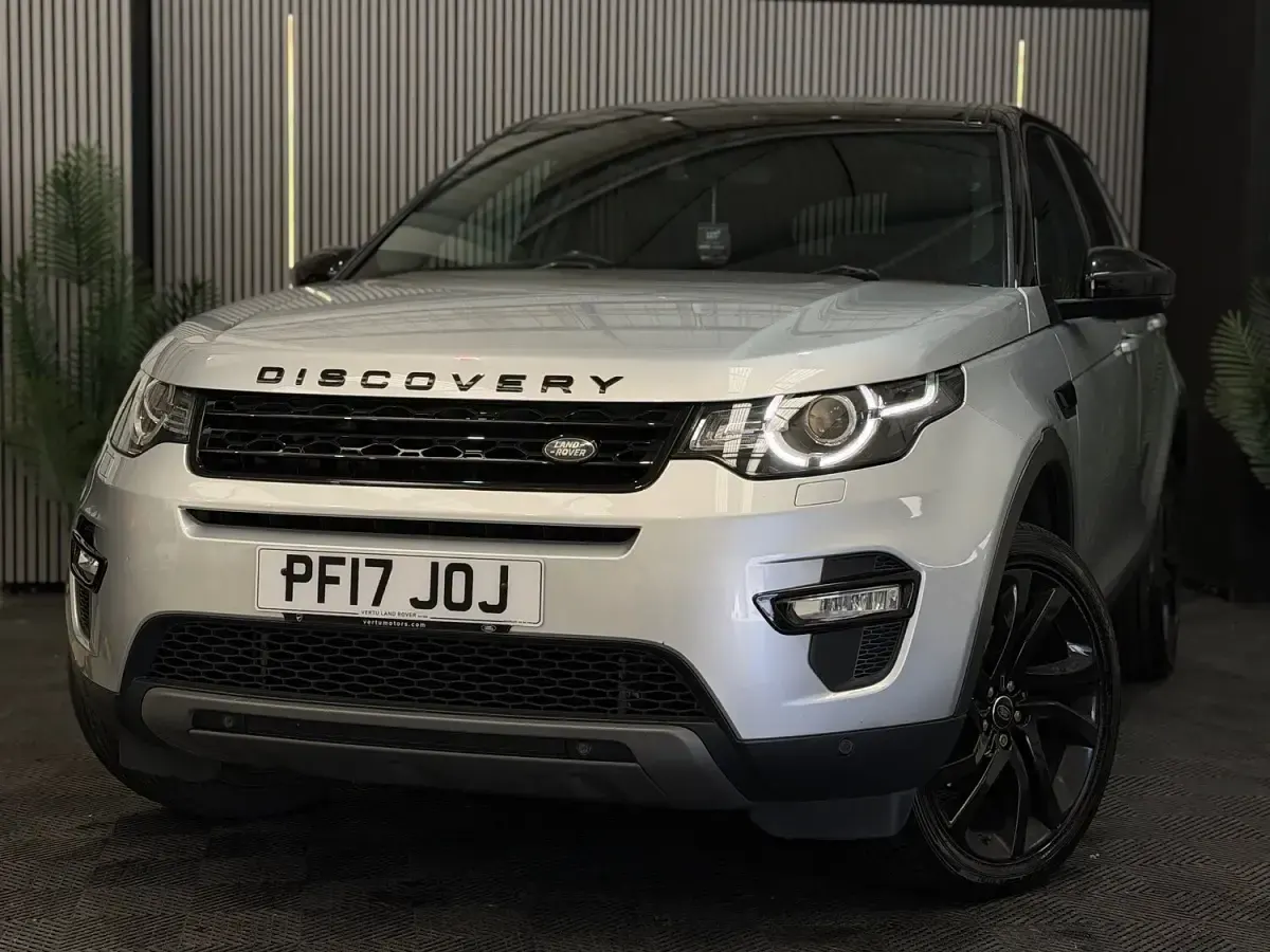 Used Land Rover Discovery Sport HSE 241 HP (177 kW) 2017 Silver SUV