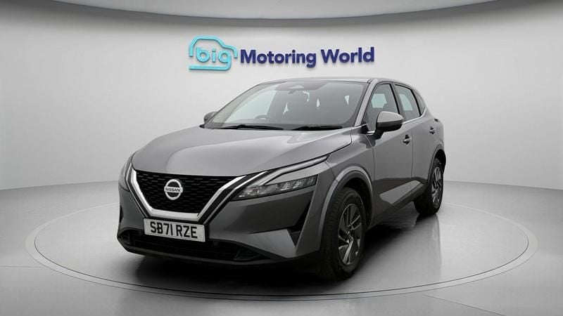 Used Nissan Qashqai Acenta Premium 140 HP (102 kW) 2022 Grey SUV
