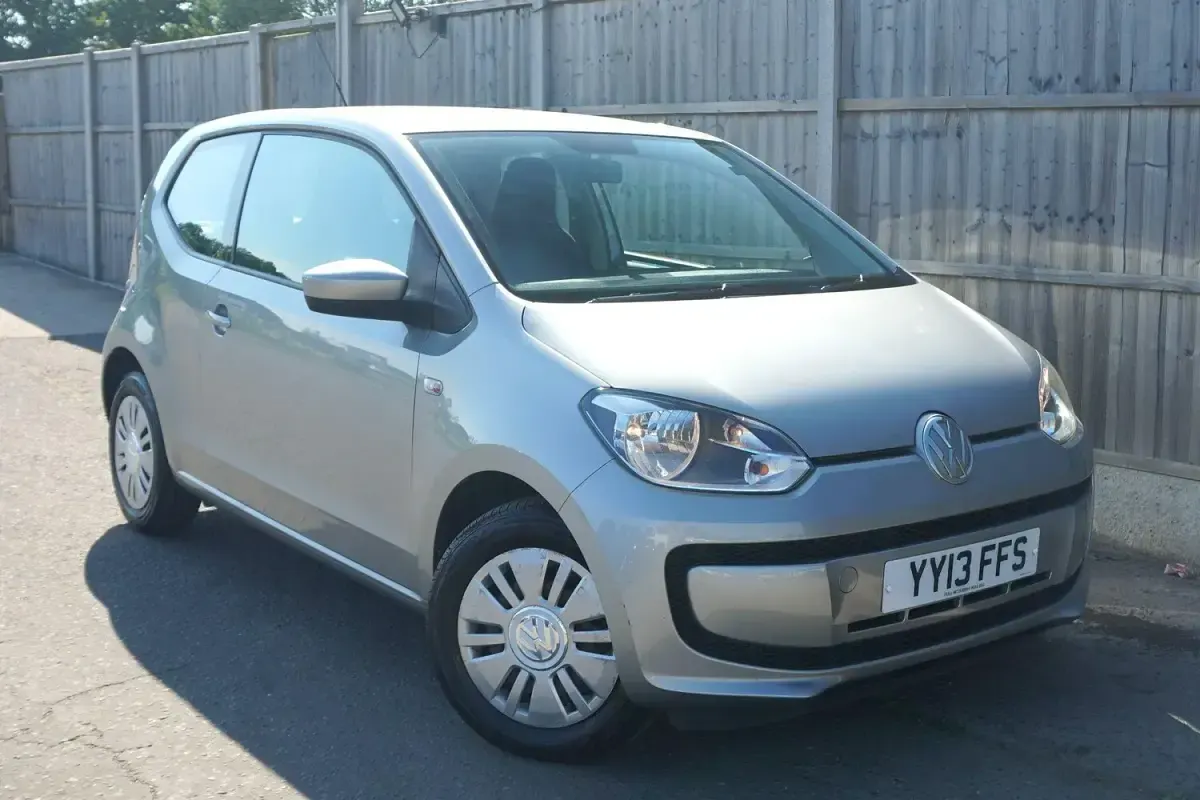 Used VW up! move up! 60 HP (44 kW) 2013 Silver Hatchback