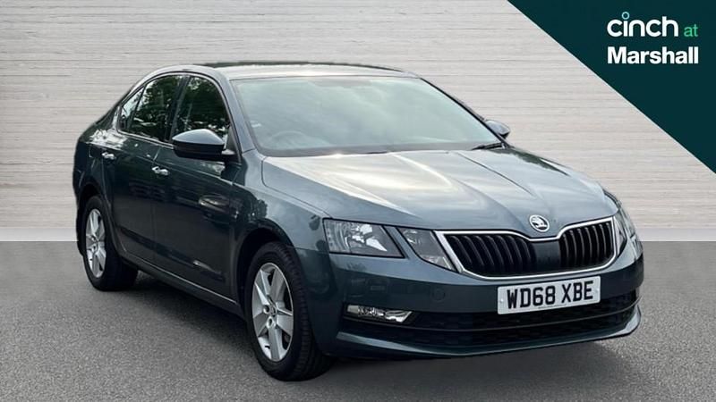 Metallic quartz grey Used 2019 Skoda Octavia SE Hatchback | £9,100 (Good price) - Image 1/4