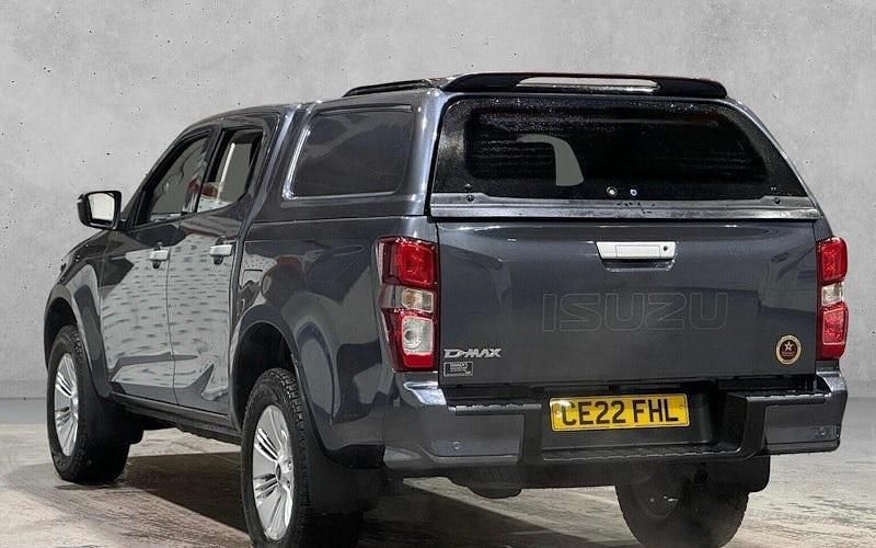 Used Isuzu D-Max 165 HP (121 kW) 2024 Pickup