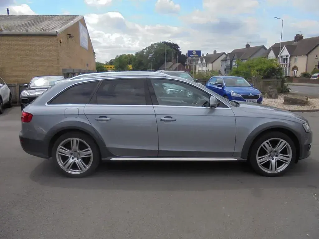 Used Audi A4 Allroad Sport 2015 Grey Estate