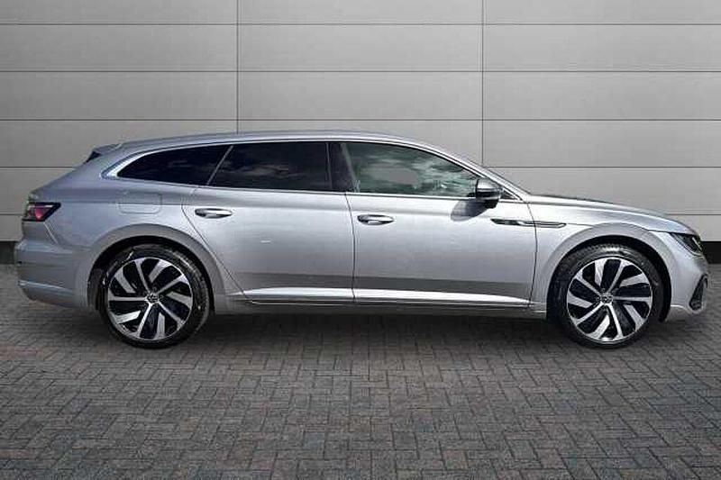 Used VW Arteon R-line 218 HP (160 kW) 2024 Pyrite silver Estate