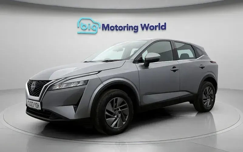 Used Nissan Qashqai Acenta Premium 140 HP (102 kW) 2023 Grey SUV