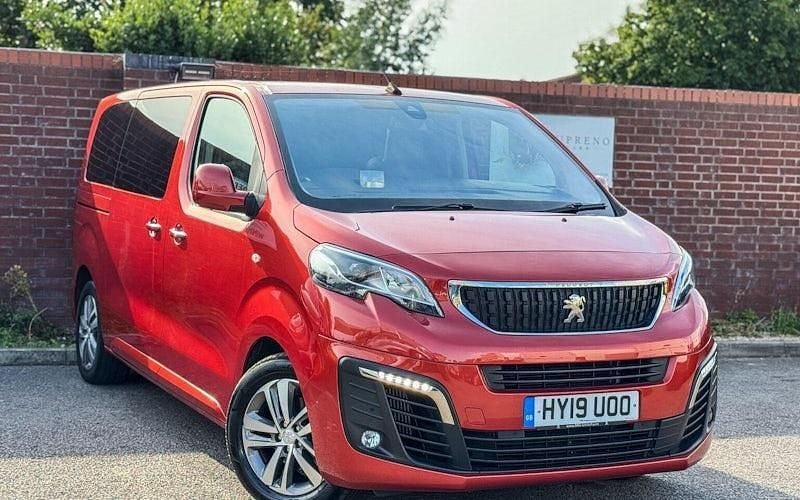Used 2022 Peugeot Traveller Allure MPV | £27,598 (Fair price) - Image 1/4