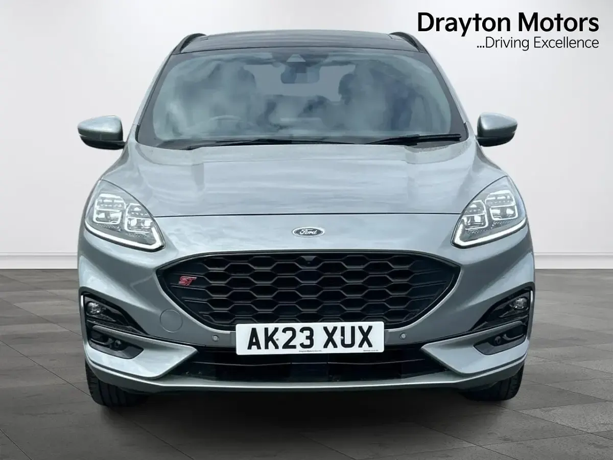Used Ford Kuga ST-Line X 225 HP (165 kW) 2023 Silver SUV