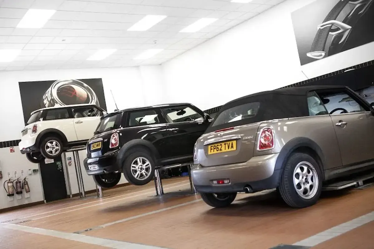 Usado Mini Cooper S Exclusive 176 HP (129 kW) 2023 Azul Citadino