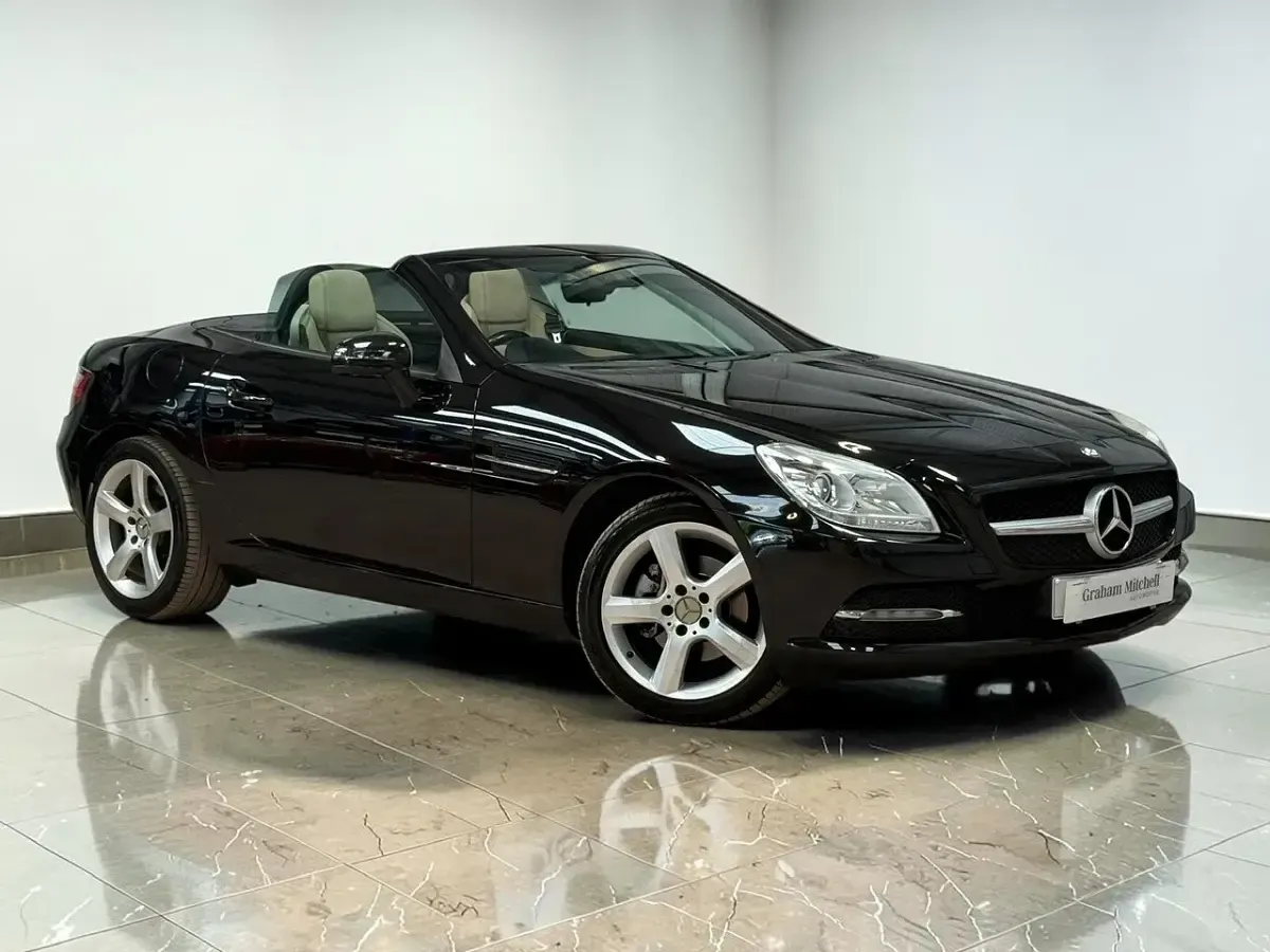 Used Mercedes SLK200 AMG Edition 1 184 HP (135 kW) 2011 Black Cabriolet