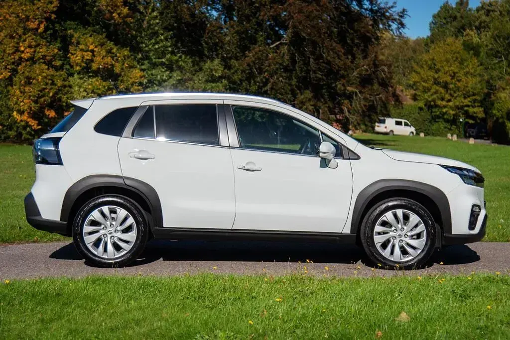 Used Suzuki SX4 S-Cross 116 HP (85 kW) 2024 White SUV