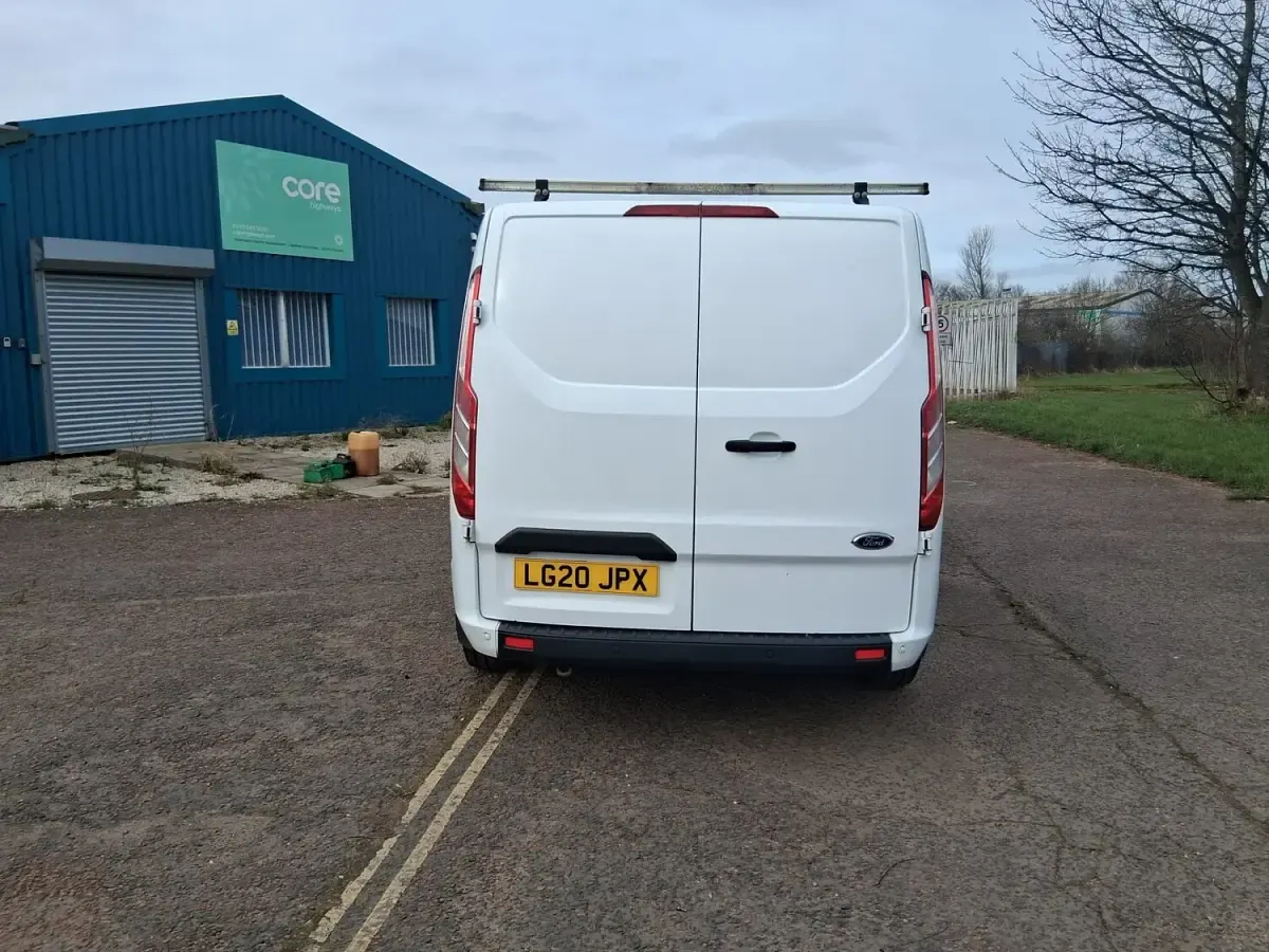 Used Ford Transit Custom Trend 105 HP (77 kW) 2020 White Van