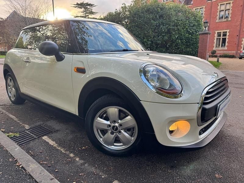 White Used 2016 Mini ONE Hatch Hatchback | £7,700 (Fair price) - Image 1/4