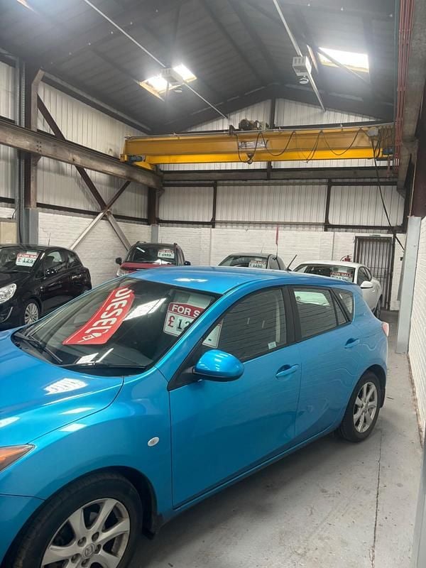 Used Mazda 3 2010 Blue Hatchback