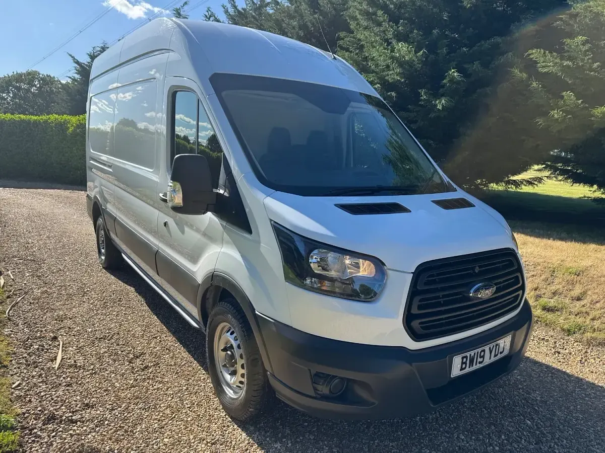 Used Ford Transit 130 HP (95 kW) 2019 White Van