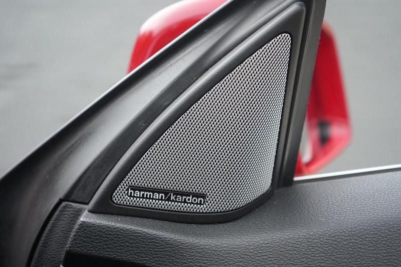 Used Mercedes E350 Sport Edition 265 HP (194 kW) 2011 Red Cabriolet