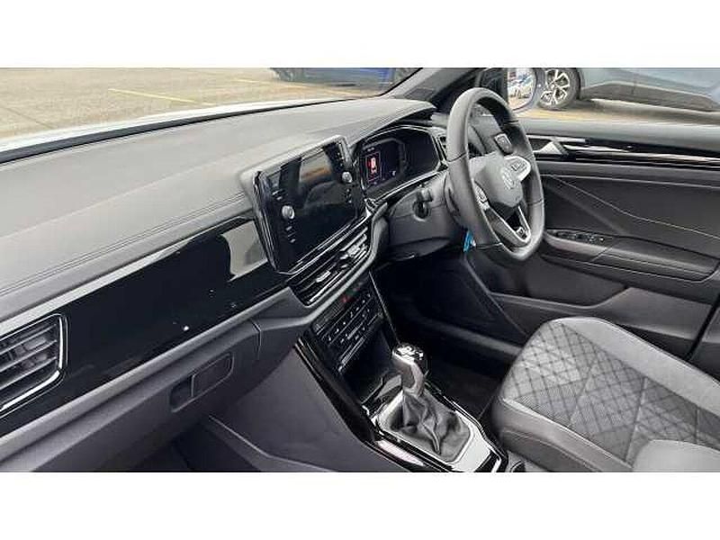 Used VW T-Roc Black Edition 150 HP (110 kW) 2025 White SUV