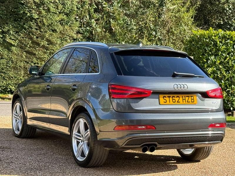 Begagnad Audi Q3 S-Line 177 HK (130 kW) 2012 Grå SUV