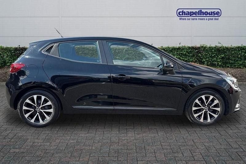 Używany Renault Clio V Iconic 2021 Czarny Hatchback