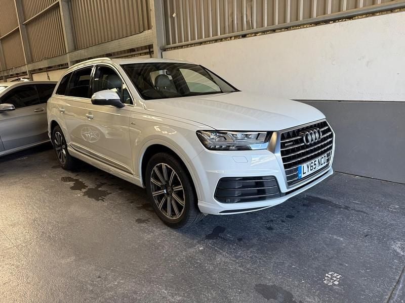 White Used 2016 Audi Q7 S-Line SUV | £22,990 (Fair price) - Image 1/4