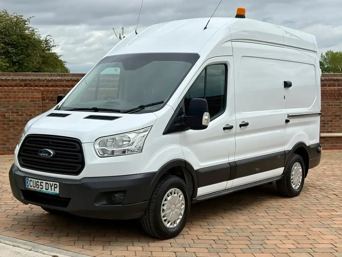 Used Ford Transit 155 HP (114 kW) 2016 White Van