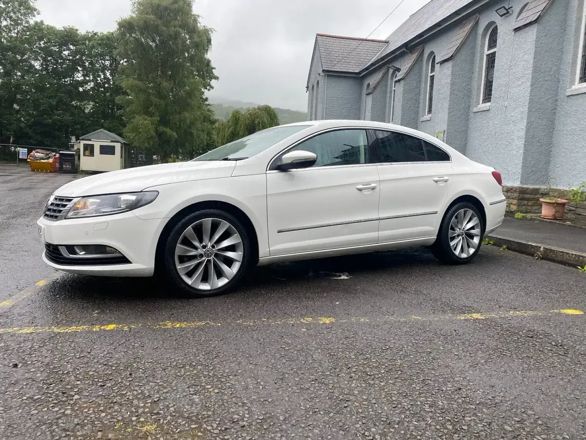 Used VW CC GT 2013 White Sedan
