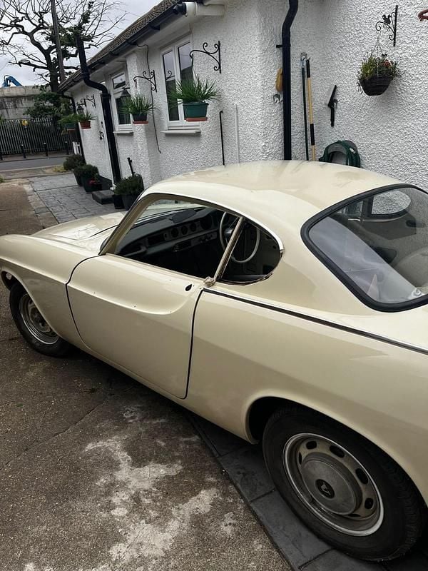 Used Volvo P1800 1964 Cream Coupe