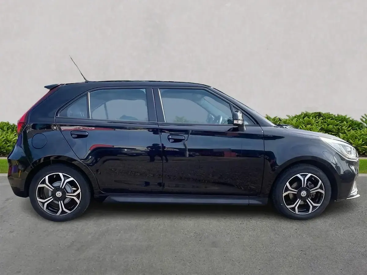 Used MG MG3 Excite 106 HP (77 kW) 2019 Black Hatchback