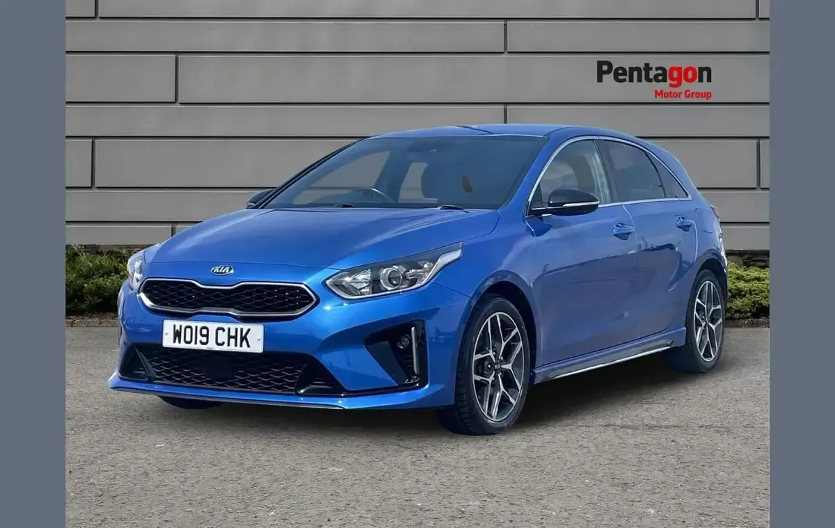 Used Kia Ceed GT-Line 117 HP (86 kW) 2019 Blue Hatchback