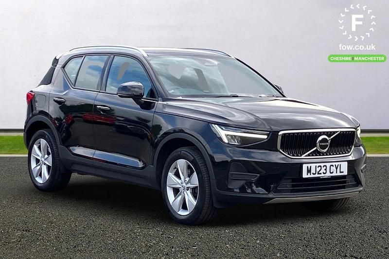 Black Used 2023 Volvo XC40 Core SUV | £26,899 (Fair price) - Image 1/4