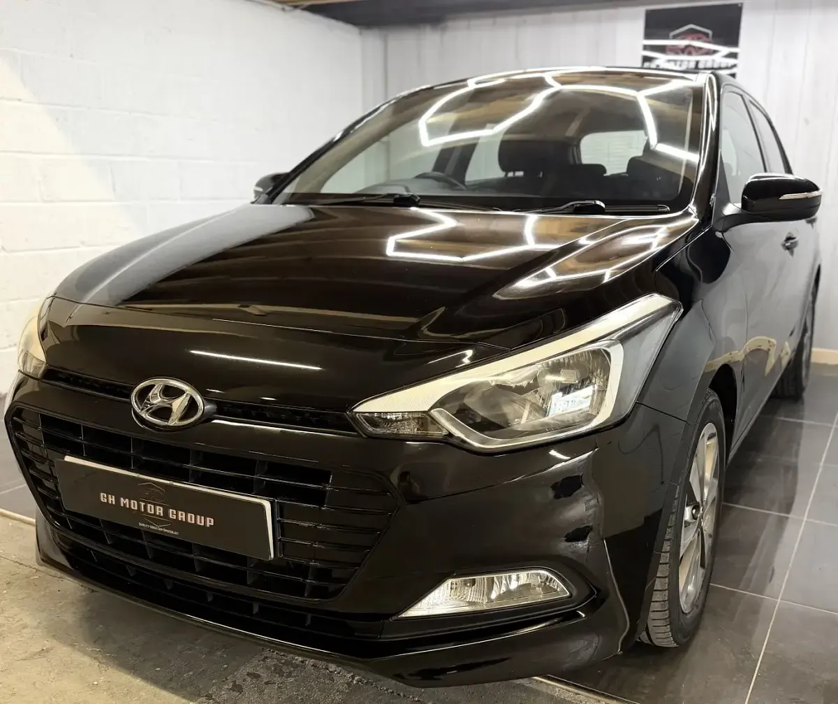 Used Hyundai i20 Edition 100 HP (73 kW) 2017 Black Hatchback