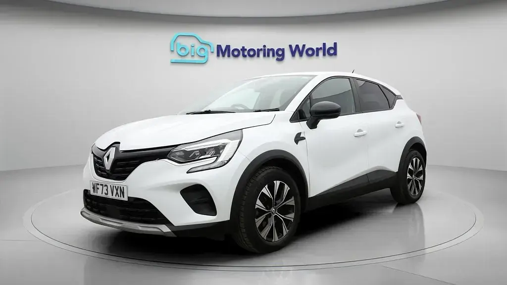 Second-hand Renault Captur Evolution 145 CP (106 kW) 2023 Alb SUV