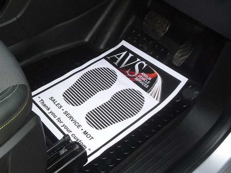 Used Renault Kangoo 89 kW (122 HP) 2024 Grey MPV