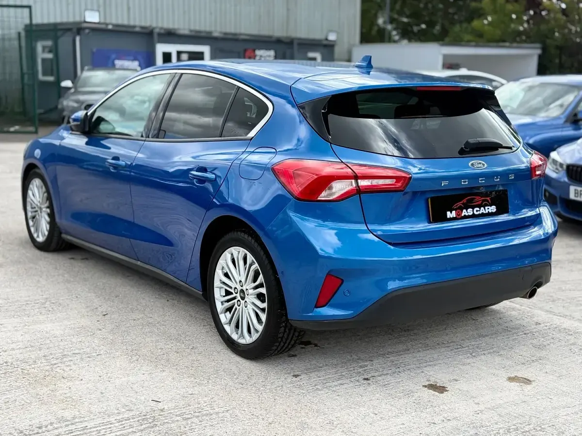 Used Ford Focus Titanium X 125 HP (91 kW) 2018 Blue Hatchback