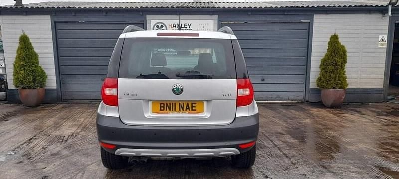 Gebraucht Skoda Yeti SE 140 PS (102 kW) 2011 Silber SUV