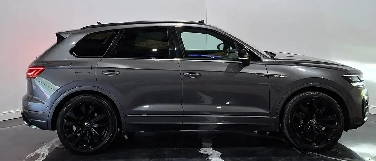 Used VW Touareg Black Edition 286 HP (210 kW) 2021 Grey SUV