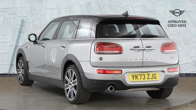 Used Mini Cooper Clubman Exclusive 134 HP (98 kW) 2024 Silver Estate