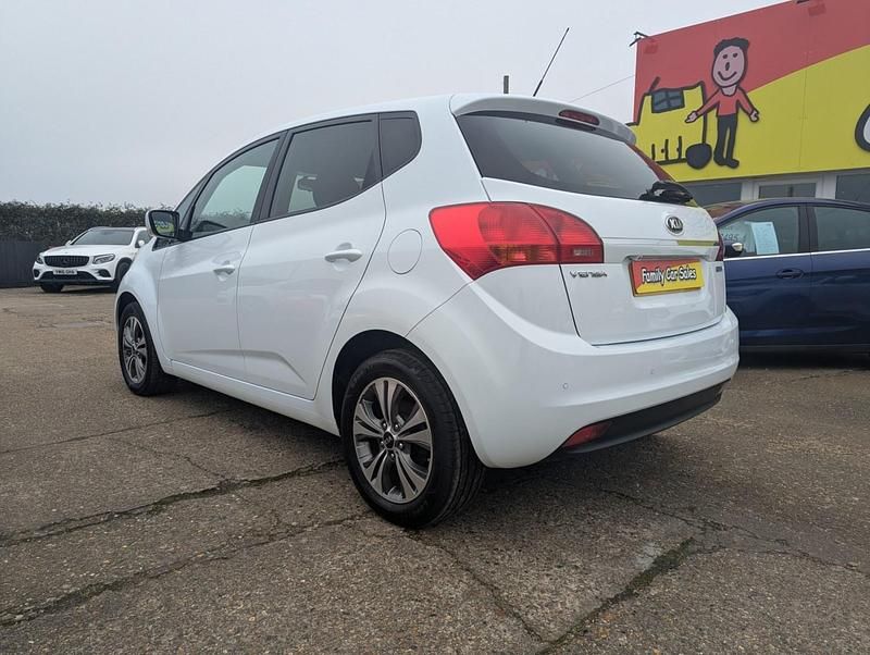 Used Kia Venga 123 HP (90 kW) 2017 White Hatchback