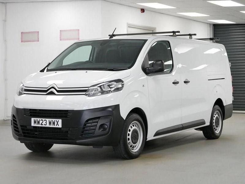 Used Citroën Dispatch 100 HP (73 kW) 2023 White MPV