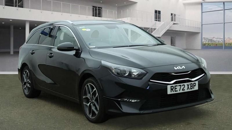Black Used 2022 Kia Ceed 3 Estate | £16,250 (Fair price) - Image 1/4