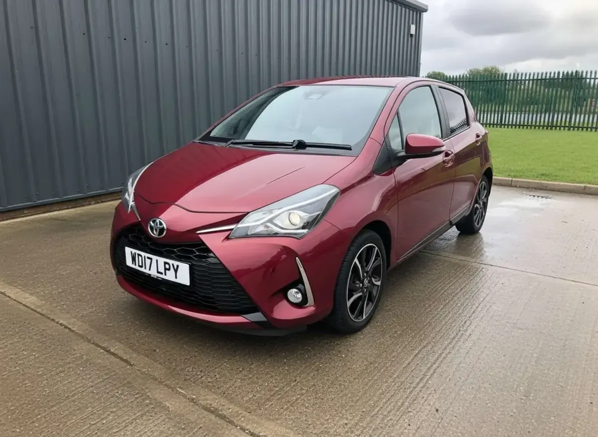 Used Toyota Yaris Design 2017 Red Hatchback